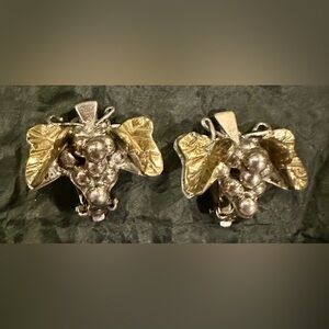 Vintage Sterling Silver grapes clip from n earrings- made in Mexico 11-02